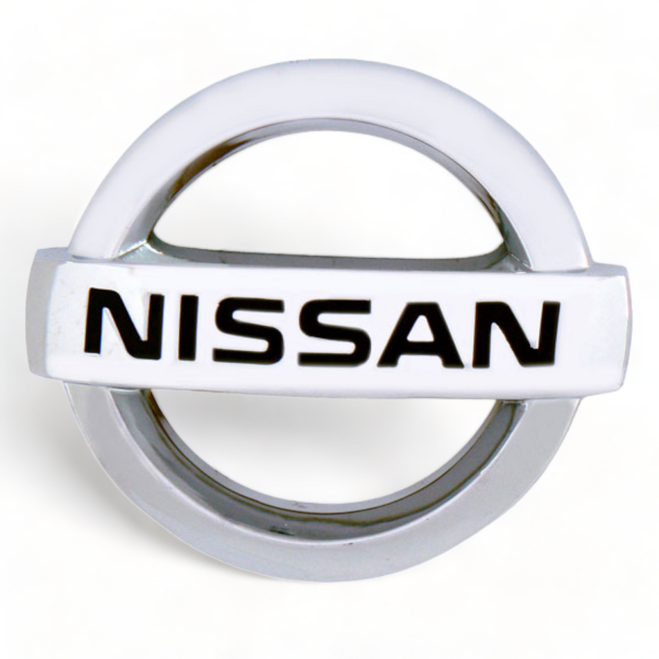 Logo Delantero Nissan Pu D22 08-15